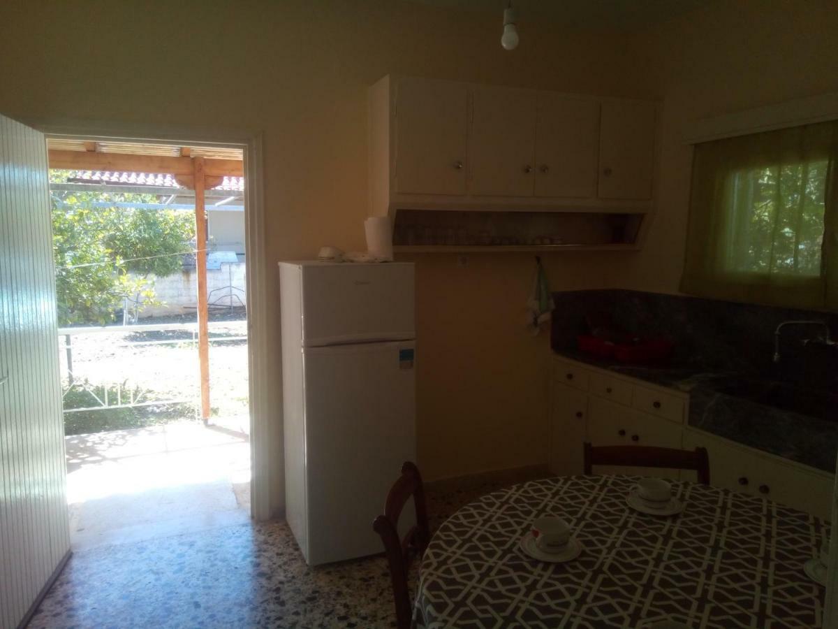 Vangelis House Near Athens Airport Artemida  Ngoại thất bức ảnh